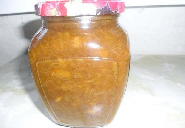 Marmellata fatta con la ricetta del rabarbaro con le arance